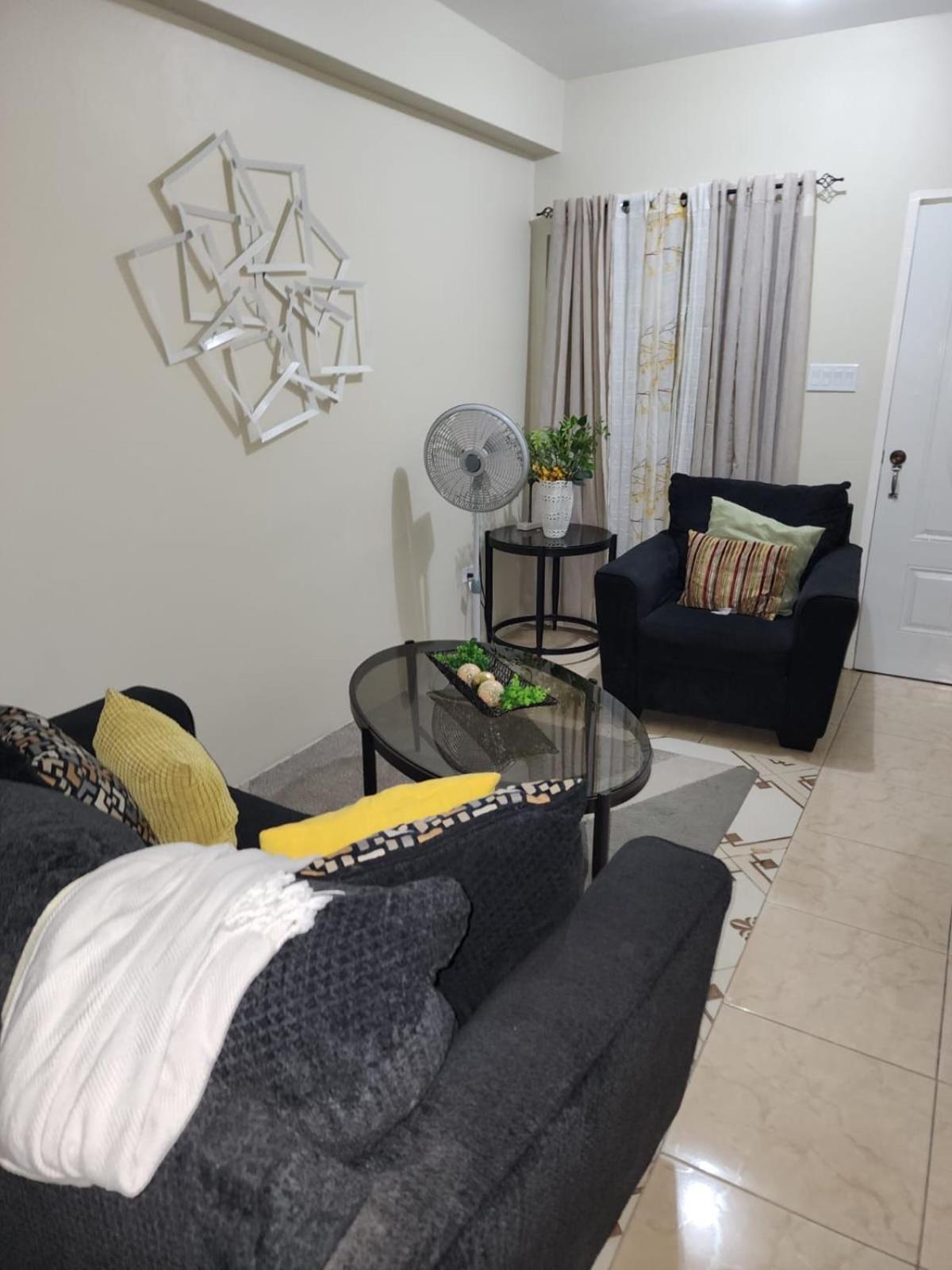 Homely Escape Holiday home *